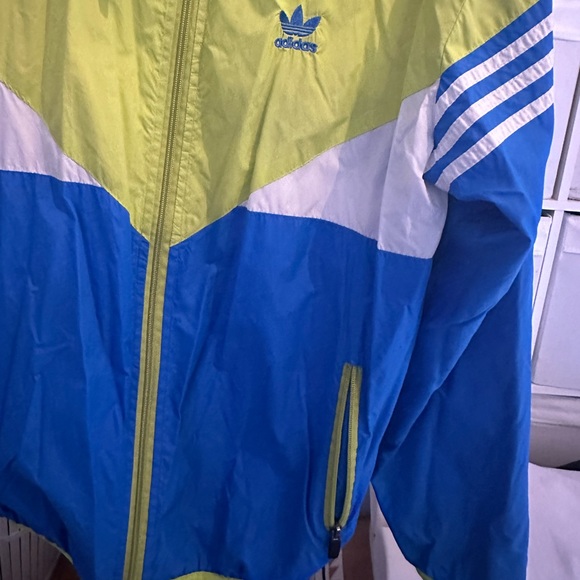 Adidas jacket - Picture 14 of 16